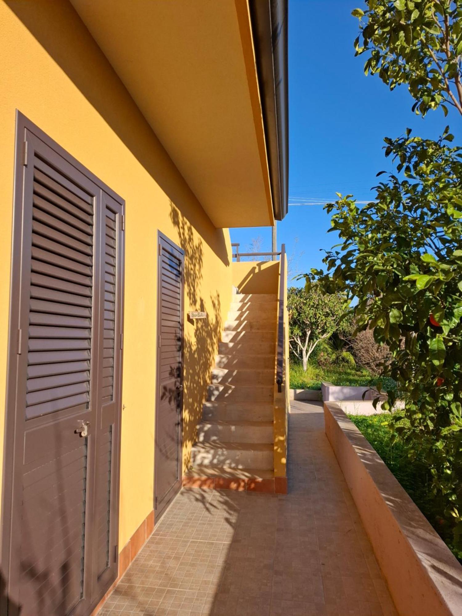 Turtle Island Apartments Santa Croce Camerina Exterior foto