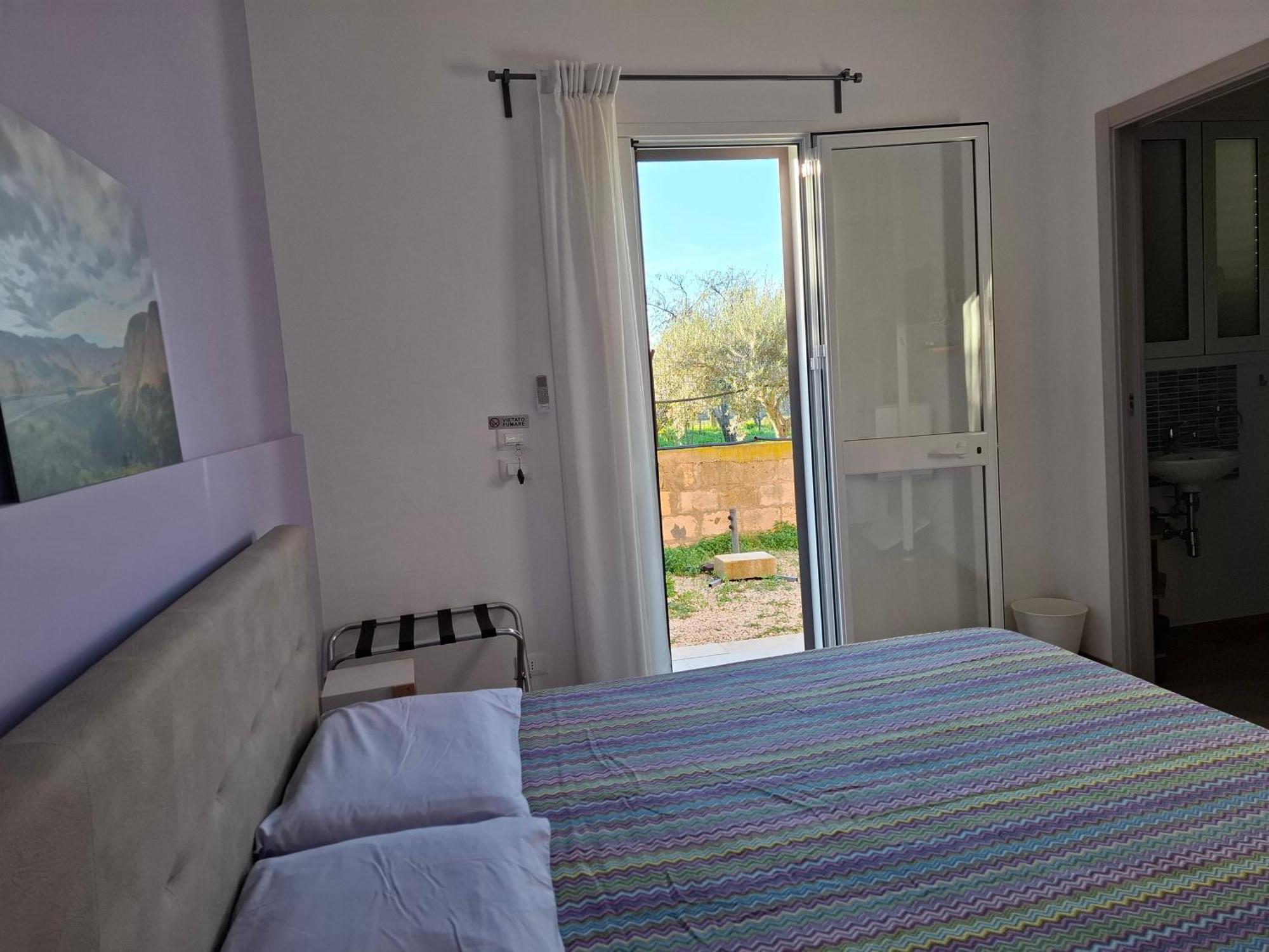 Turtle Island Apartments Santa Croce Camerina Cameră foto